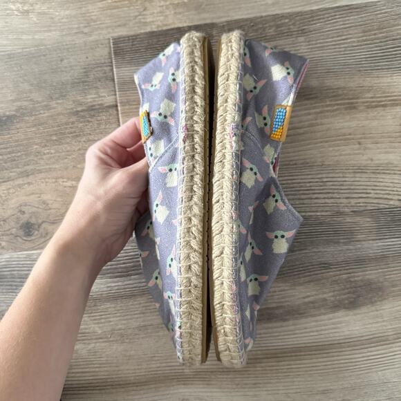 Star Wars Baby Yoda Grogu Ubuntu Espadrilles Shoes Women’s 7.5W Slip On Gray - Picture 8 of 8